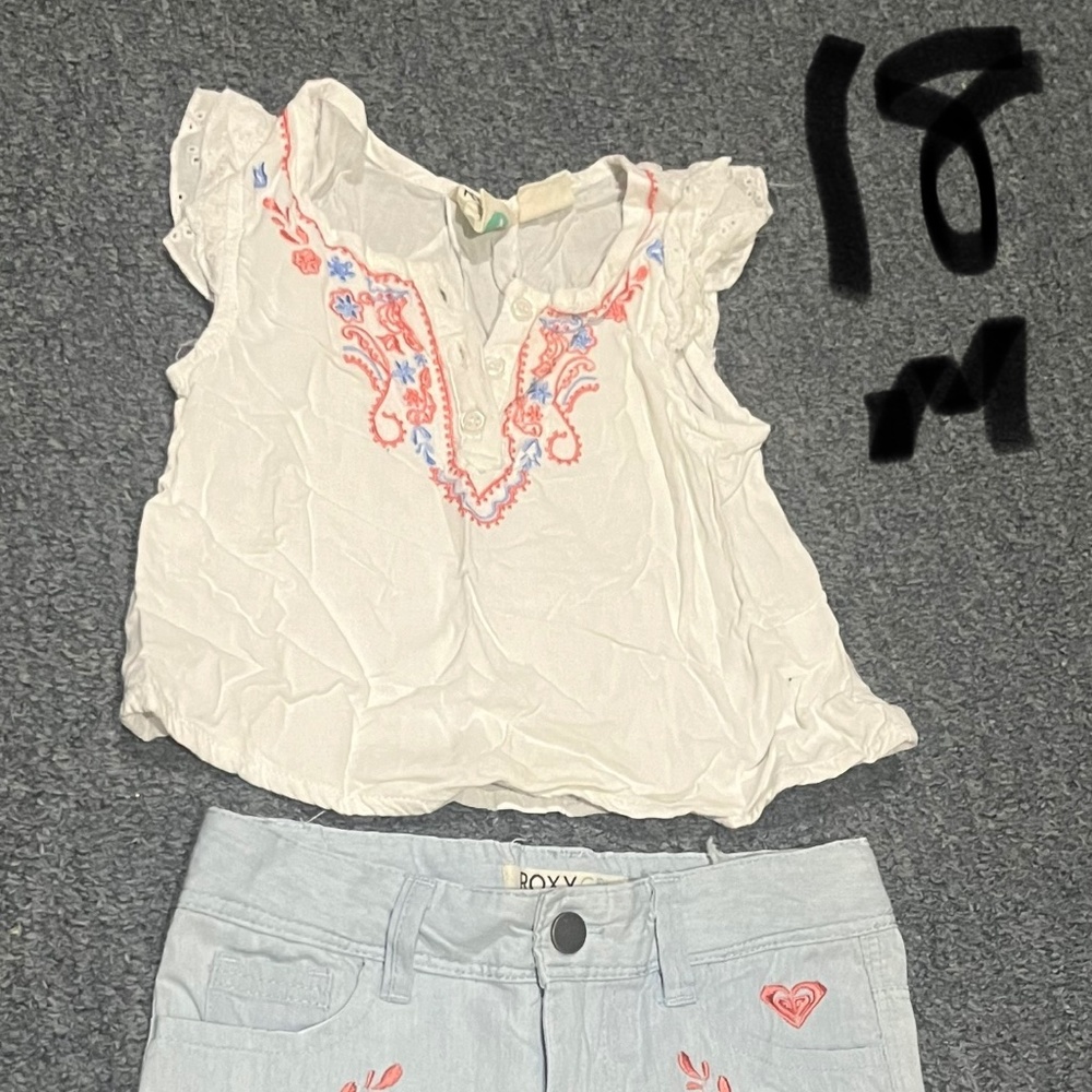 Roxy shorts and top
